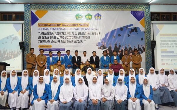 SMA Budi Utomo Gadingmangu Undang PT Freeport Indonesia dan Universitas Amikom Yogyakarta Gelar Scholarship Advisory Week